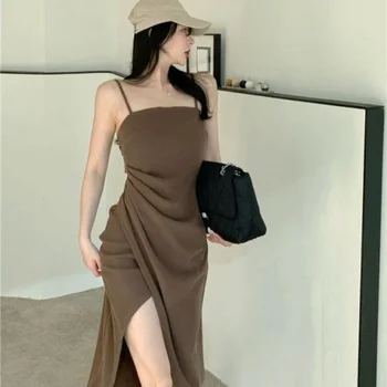 Yan Bölünmüş Elbise Kadınlar Seksi Kolsuz Katı Siyah Ayak Bileği Uzunlukta Parti Elbise İnce Spagetti kemerli elbise Bodycon Robe Femme X186