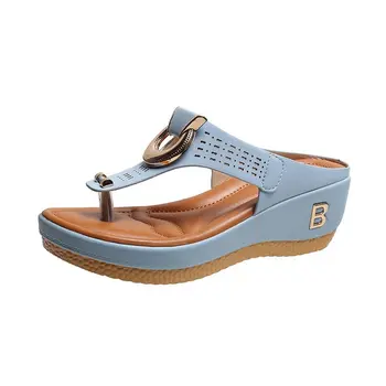 Marka kadın ayakkabısı kadın ayakkabısı yaz yeni ürünler plaj klip ayak kama sandalet kadın Avrupa ve Amerika büyük Roma sandalet
