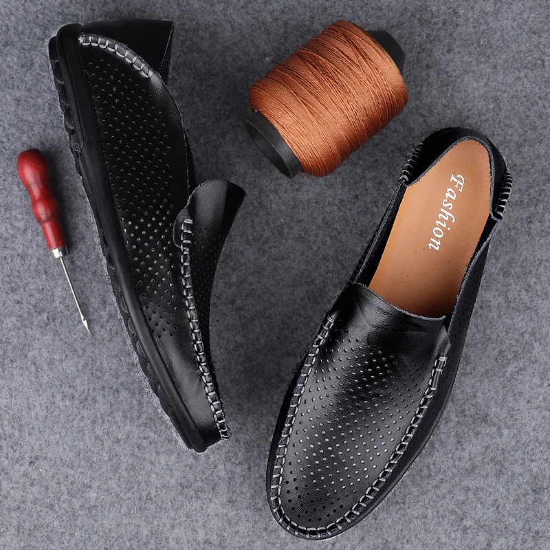 Yaz yeni erkek ayakkabıları lüks marka nefes italyan rahat ayakkabılar loafer'lar üzerinde kayma Moccasins tasarımcı ışık sürüş tekne ayakkabı