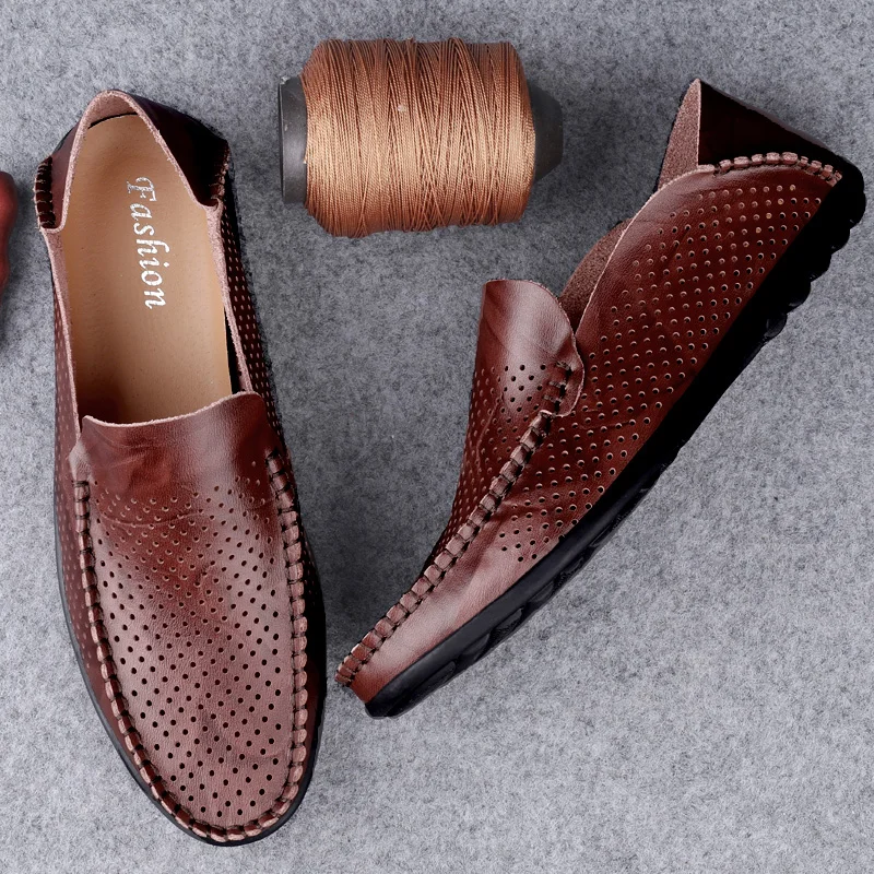Yaz yeni erkek ayakkabıları lüks marka nefes italyan rahat ayakkabılar loafer'lar üzerinde kayma Moccasins tasarımcı ışık sürüş tekne ayakkabı