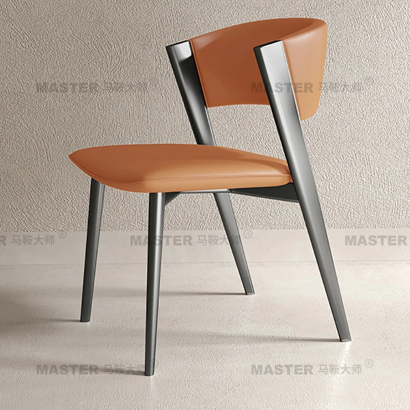 Moda Su Geçirmez Yemek Sandalyesi Tasarımcı Deri Yemek Sandalyesi Arka Kolu Zemin Metal Vanity Chaises Salle Yemlik Ev Mobilyaları